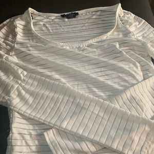 White long sleeve crop